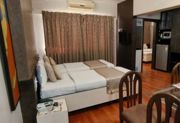 Super Deluxe Room | Bharat Avenue Hotel in Andheri Mumbai